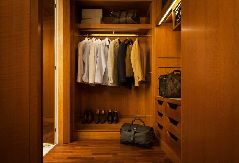 سوییت با چشمانداز باغ, Four Seasons Hotel Milano