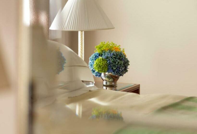 سوییت با چشمانداز باغ, Four Seasons Hotel Milano