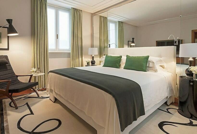 Suite Kingsize Bett, Four Seasons  Milano