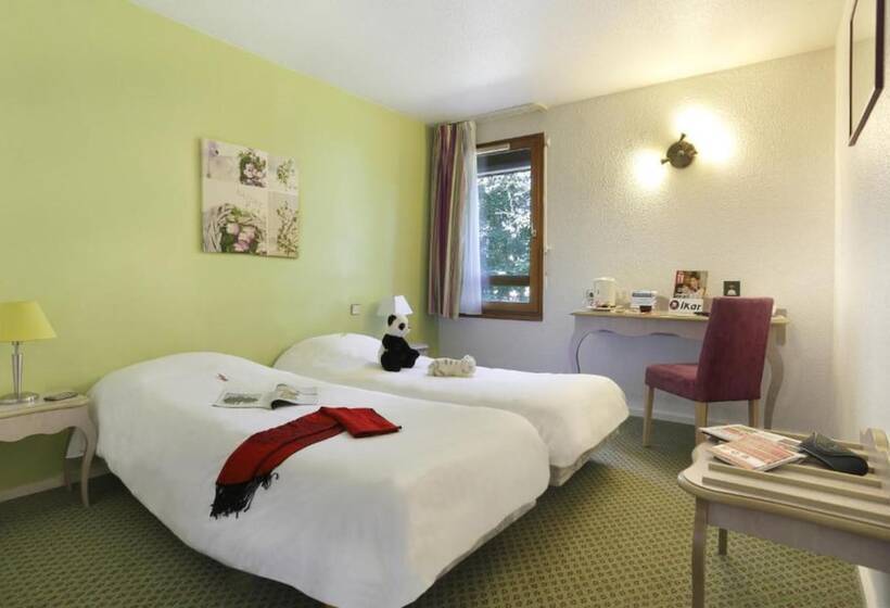 اتاق استاندارد چهار تخته, Ikar   Fasthôtel Blois