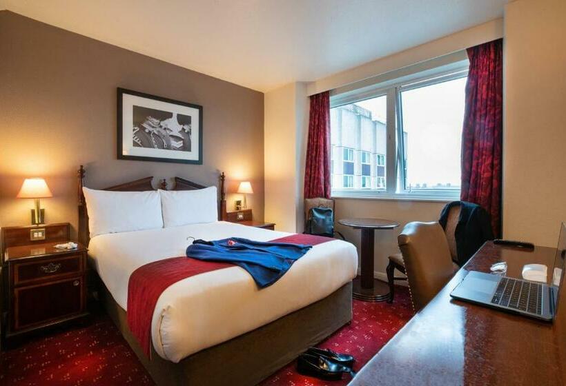 Superior Room, Ibis London Earls Court