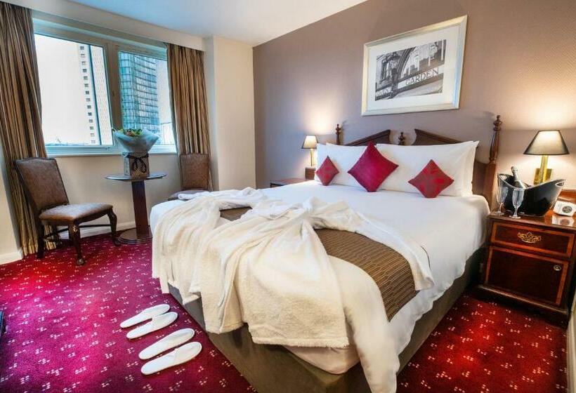 Quarto Superior, Ibis London Earls Court