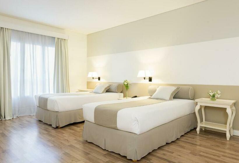 استودیو اجرایی, Loi Suites Recoleta