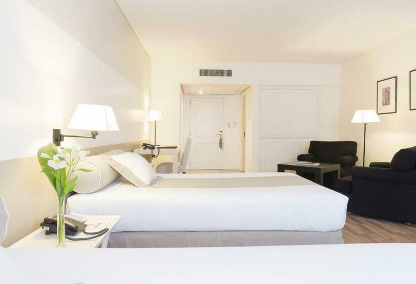 استودیو اجرایی, Loi Suites Recoleta