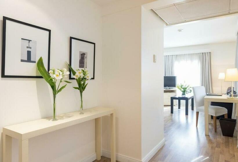 سوییت اجرایی, Loi Suites Recoleta