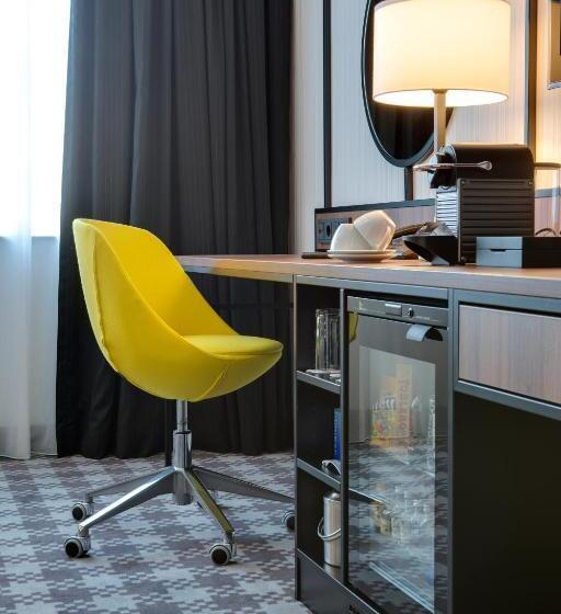 Premium Room, Radisson Blu  Amsterdam Airport