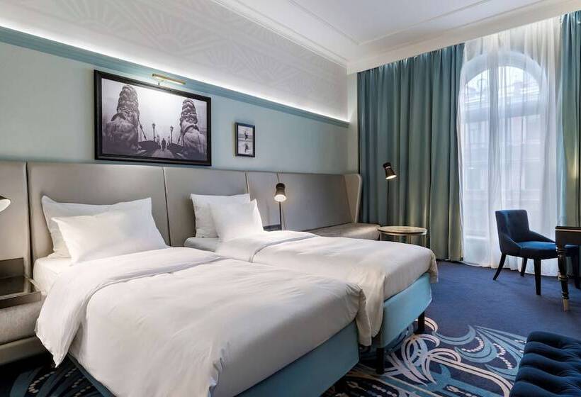 Номер Премиум Вид на Город, Radisson Royal Hotel, St. Petersburg