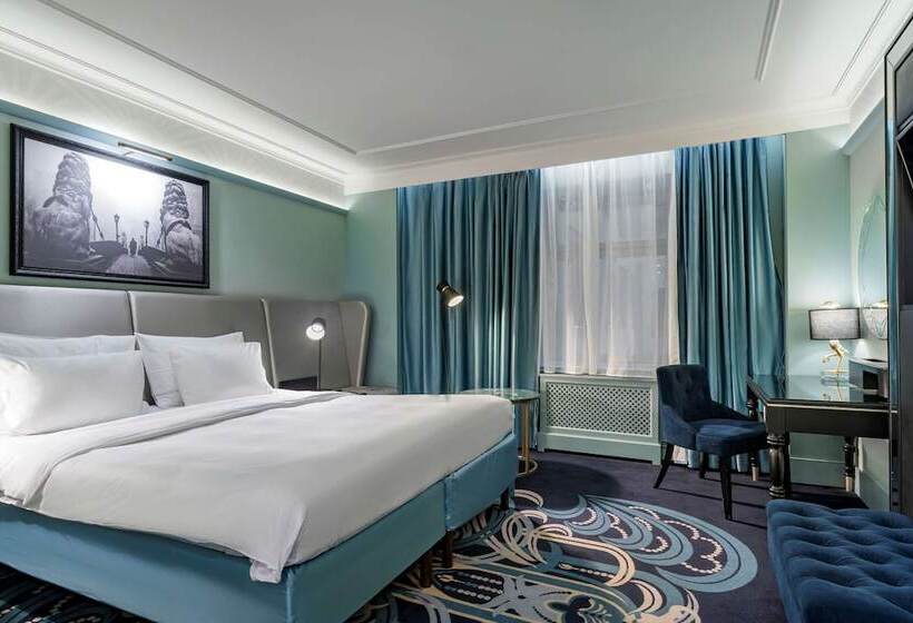 Номер Superior, Radisson Royal Hotel, St. Petersburg