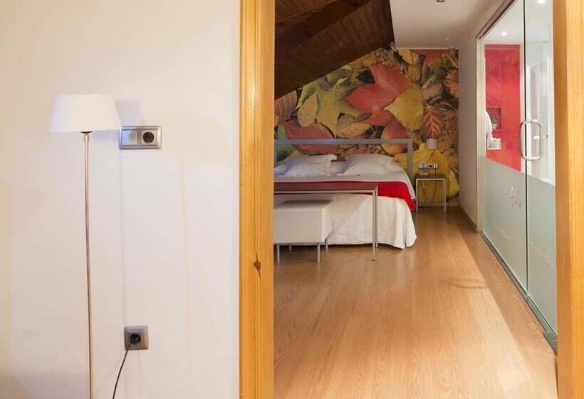 Chambre en Attique, Restaurant Pessets & Spa