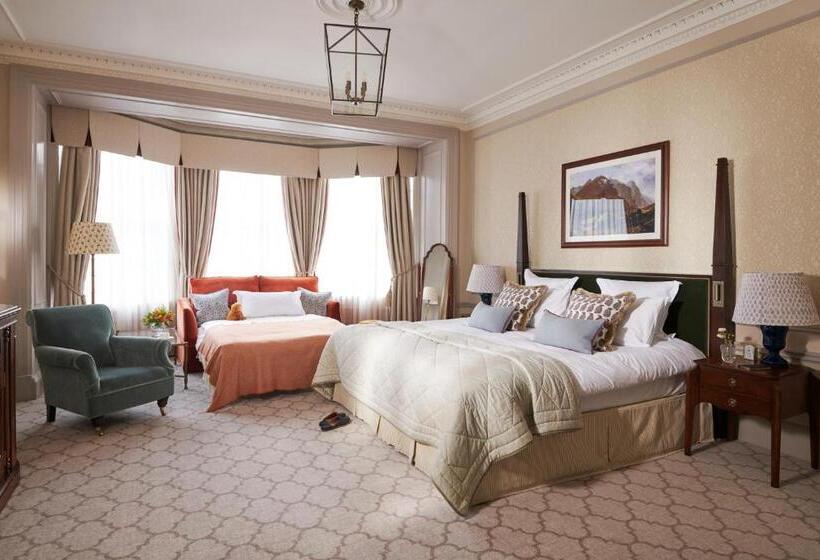 اتاق لوکس خانوادگی, The Gleneagles