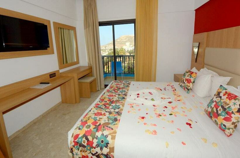 اتاق استاندارد, Oasis Hotel & Spa
