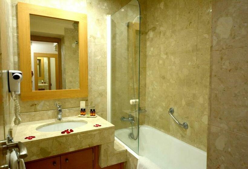 اتاق استاندارد, Oasis Hotel & Spa