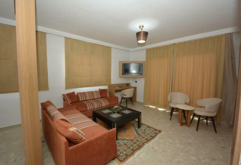 سوییت, Oasis Hotel & Spa