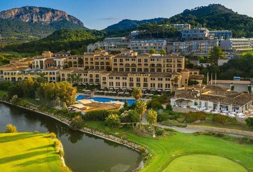 اتاق سوپریور با چشم‌انداز استخر, Steigenberger Hotel And Resort Camp De Mar