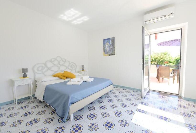 سوئیت جونیور با تراس, B&b Mediterraneo