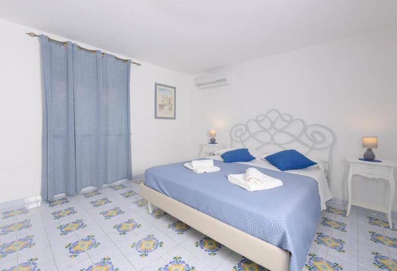 سوییت جونیور, B&b Mediterraneo