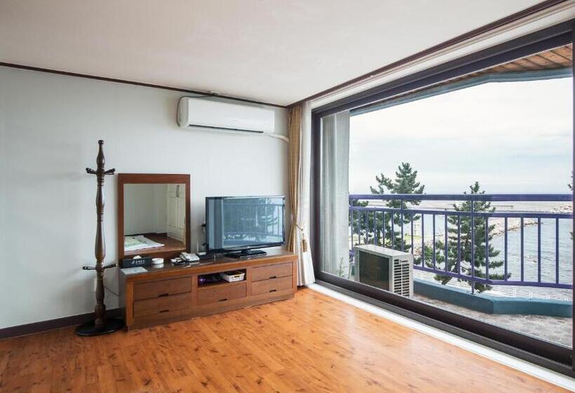 اتاق استاندارد با چشم‌انداز دریا, Benikea Hotel Mountain & Ocean Sokcho