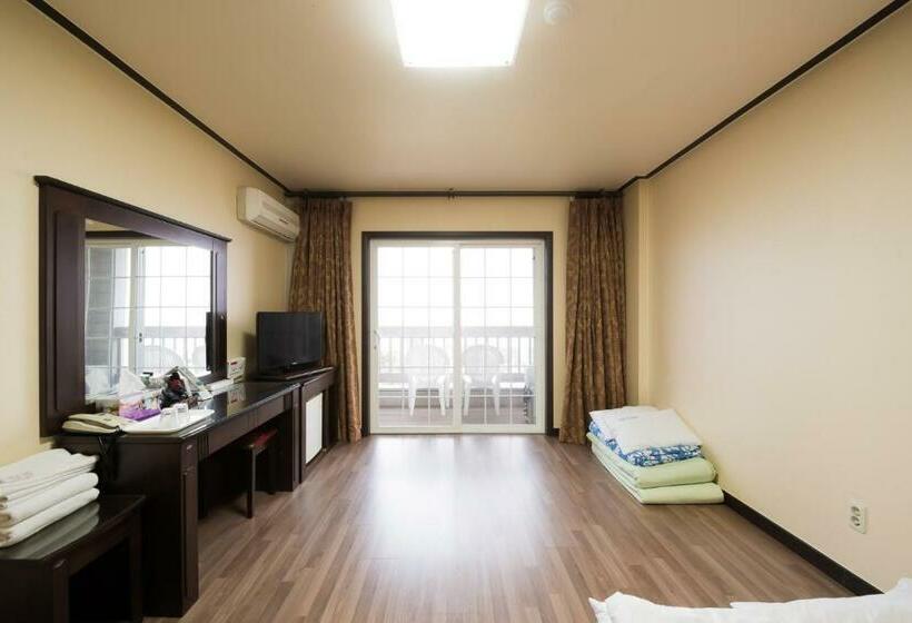 اتاق استاندارد, Daea Ulleung Resort