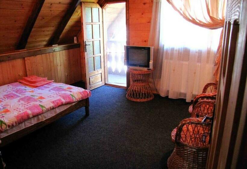 اتاق استاندارد با سرویس بهداشتی مشترک, Casa Oana