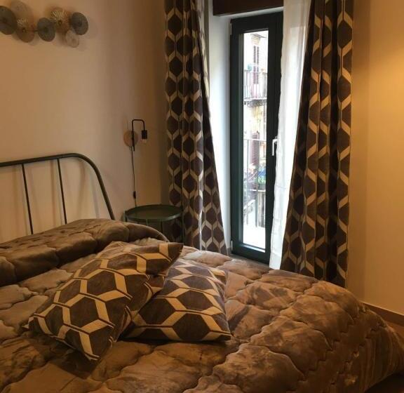 اتاق استاندارد با تخت بزرگ, Torre's Camere & Caffè