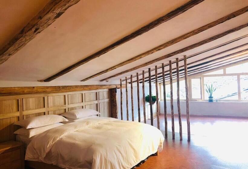 استودیوی استاندارد, Shangri La Xiangye Listen To The Rain