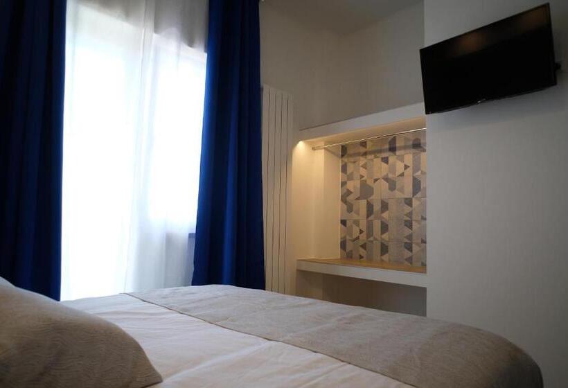اتاق استاندارد با تراس, Pvrooms