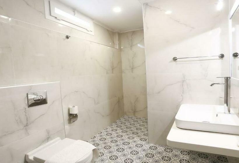 استودیوی استاندارد, Ceylan Boutique House