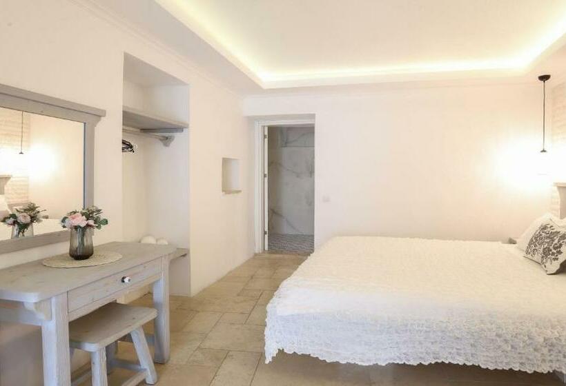 استودیوی استاندارد, Ceylan Boutique House