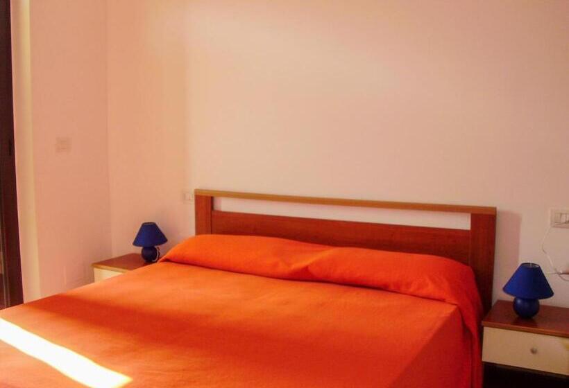 اتاق استاندارد با بالکن, Homiday   Residence Micaene