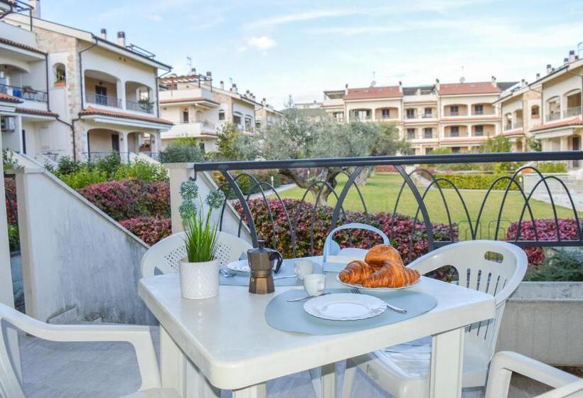 آپارتمان 1 خوابه, Homiday   Residence Micaene