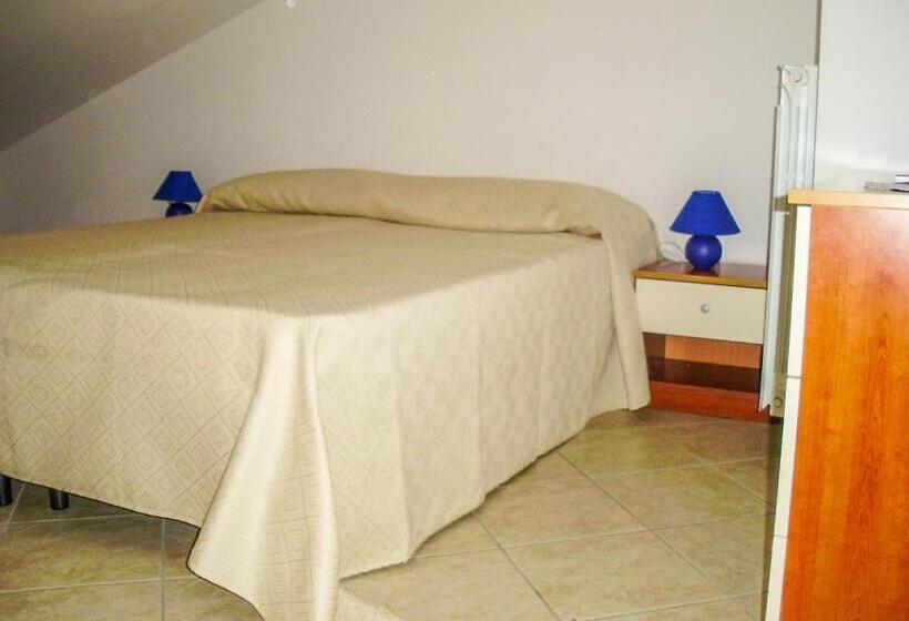 آپارتمان 3 خوابه, Homiday   Residence Micaene