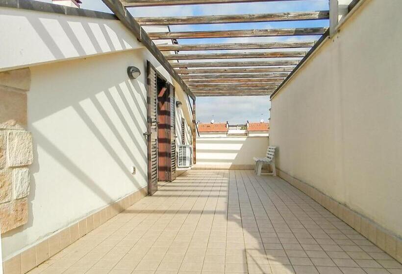 آپارتمان 3 خوابه, Homiday   Residence Micaene
