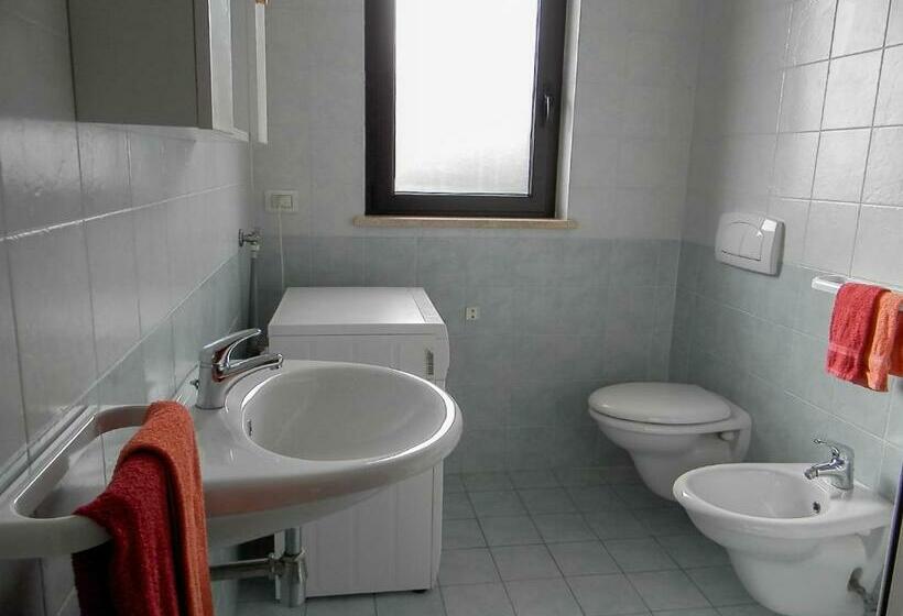 اتاق استاندارد با بالکن, Homiday   Residence Micaene