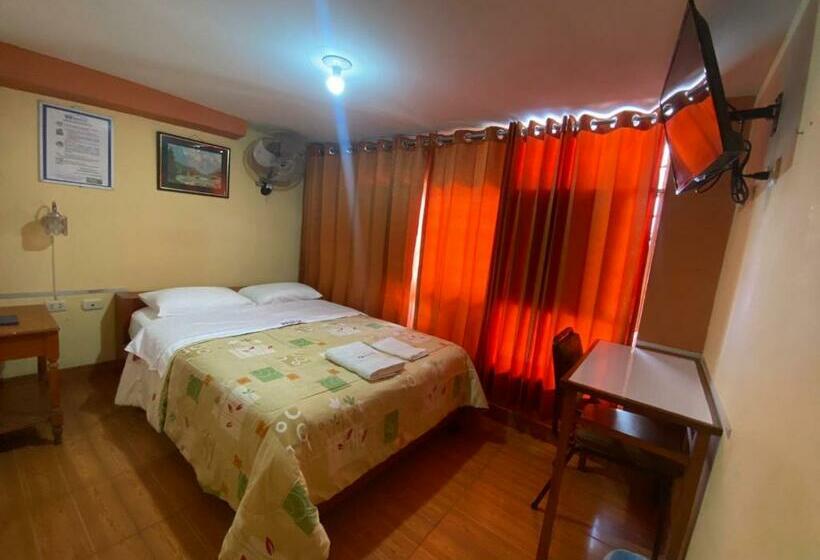 اتاق لوکس, Hostal Hogar 3 Estrellas   Chepén