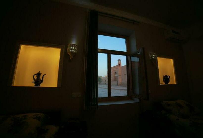اتاق استاندارد, Khiva Mirza Bobur Guest House
