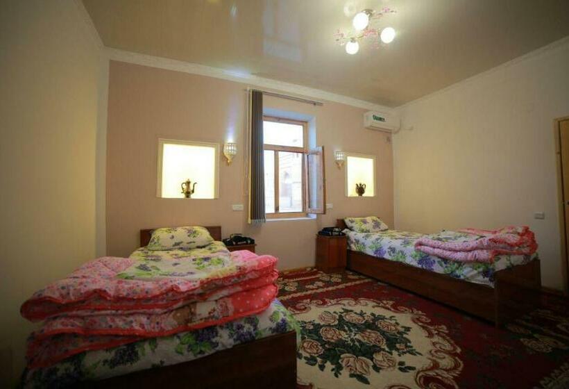 اتاق استاندارد, Khiva Mirza Bobur Guest House
