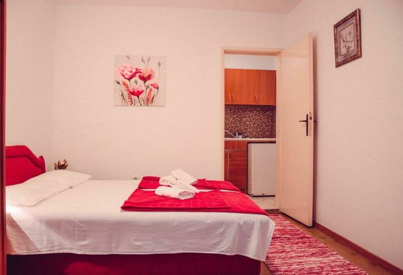 اتاق استاندارد با بالکن, Mediterranean Retreat Becici