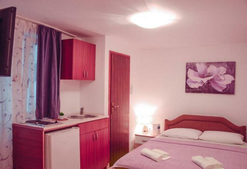 اتاق استاندارد با بالکن, Mediterranean Retreat Becici