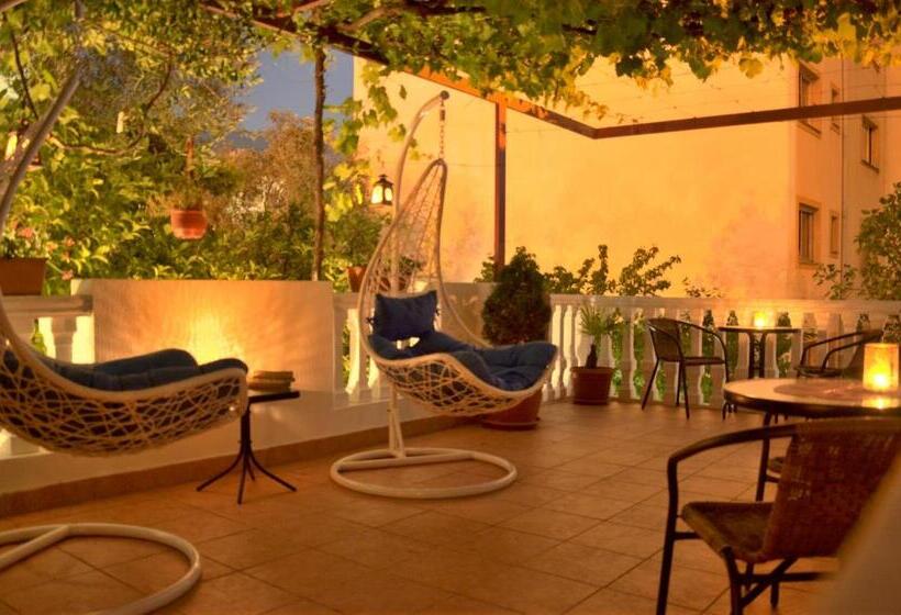 Standard Triple Room with Terrace, Mediterranean Retreat Becici