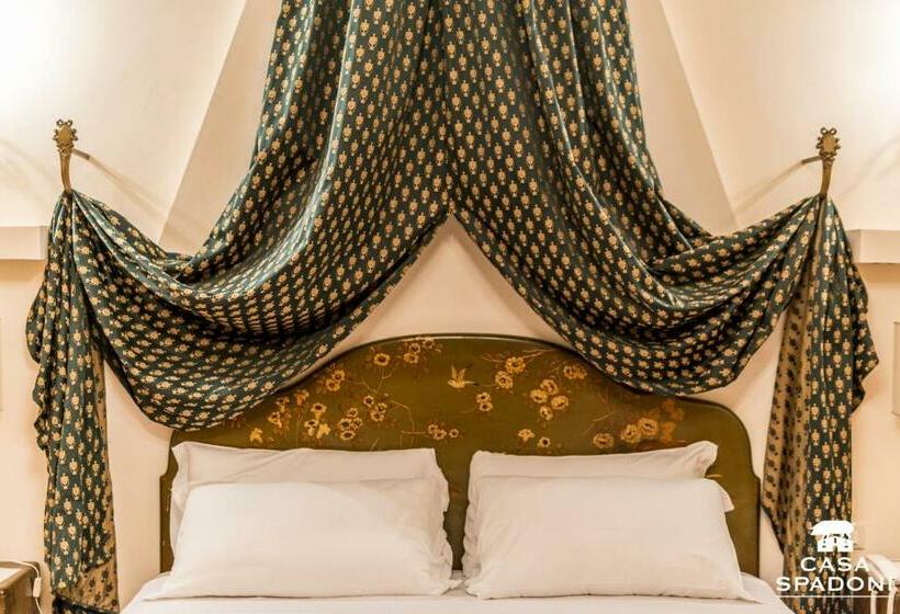 اتاق سوپریور چهار تخته, Locanda Di Casa Spadoni