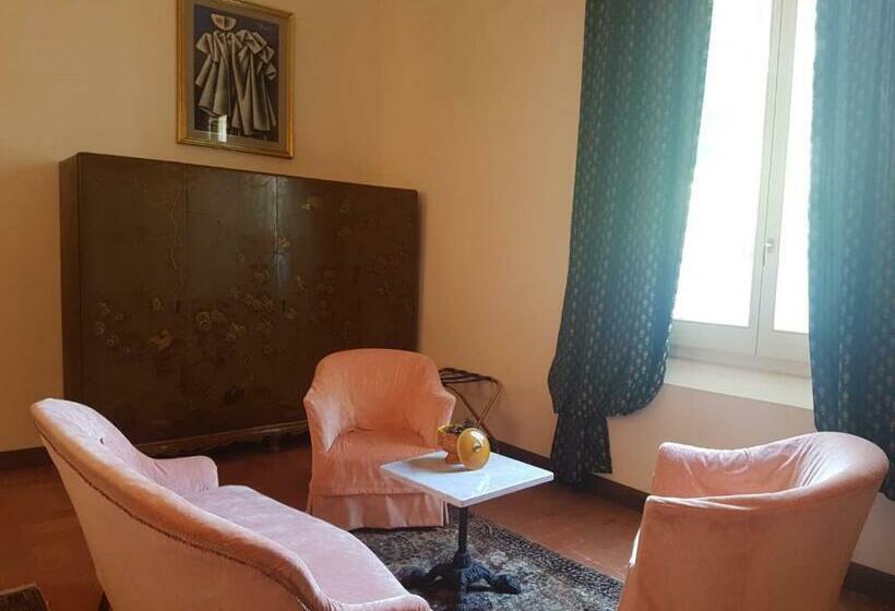 اتاق سوپریور چهار تخته, Locanda Di Casa Spadoni