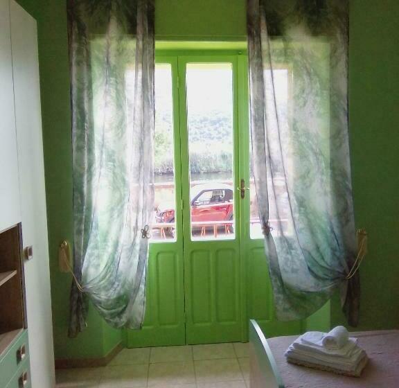 اتاق استاندارد سه نفره, B&b Vista Fiume