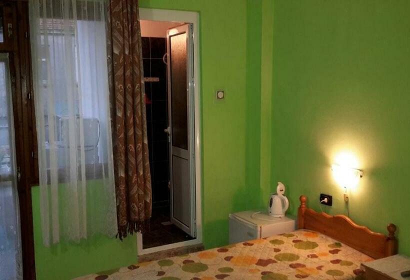 Apartamento 2 Dormitorios, Dom Lidiya