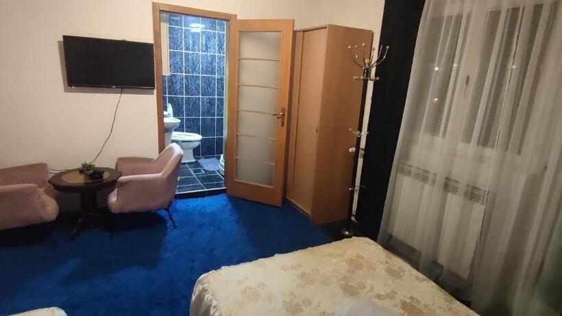 اتاق استاندارد یک نفره, Guesthouse Prenociste Faraon