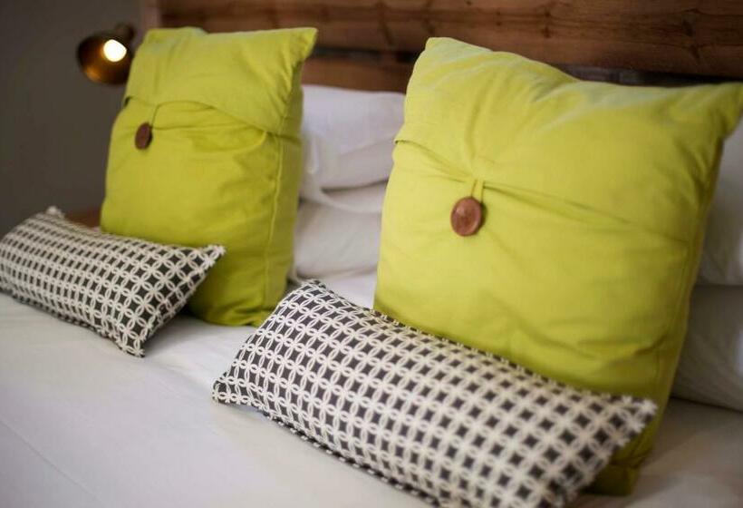 Номер Deluxe, Touching Senses Garden Cottages