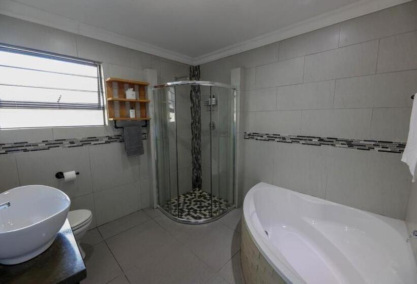 Семейный Номер Deluxe, Touching Senses Garden Cottages