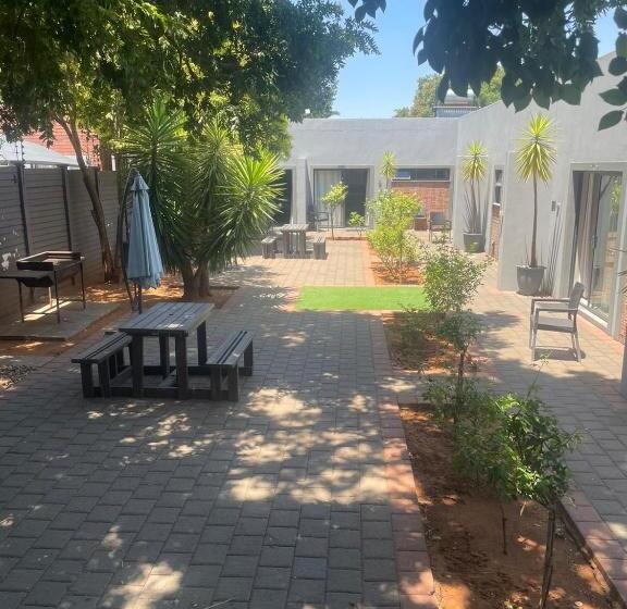 Семейный Номер, Touching Senses Garden Cottages