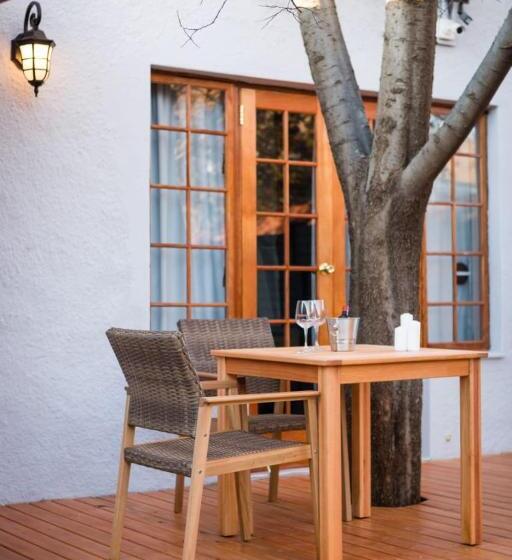 Президентский Люкс, Touching Senses Garden Cottages