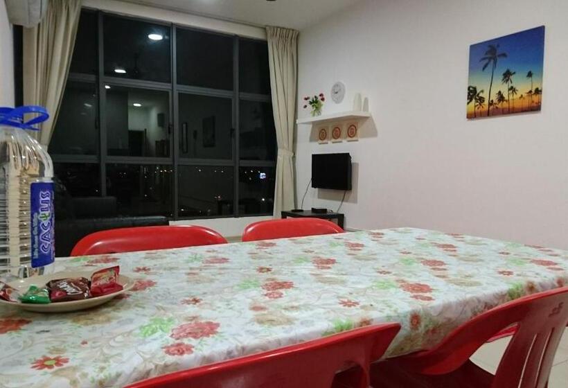 带大床的标准工作室, Vista Alam Roomstay Homestay