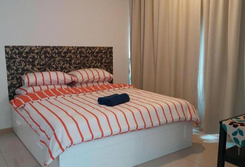 带大床的标准工作室, Vista Alam Roomstay Homestay